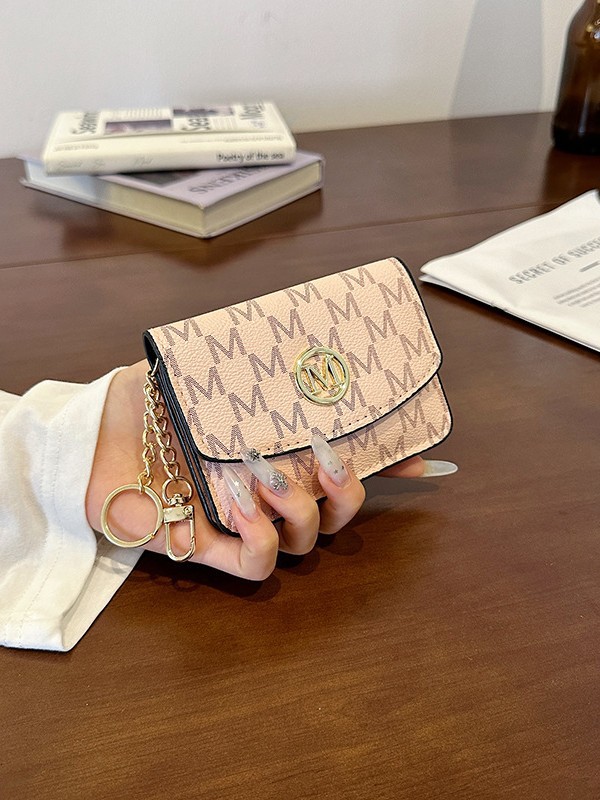 Retro Monogram Print Faux Leat - Monogram Keychain Leather reseña y precio