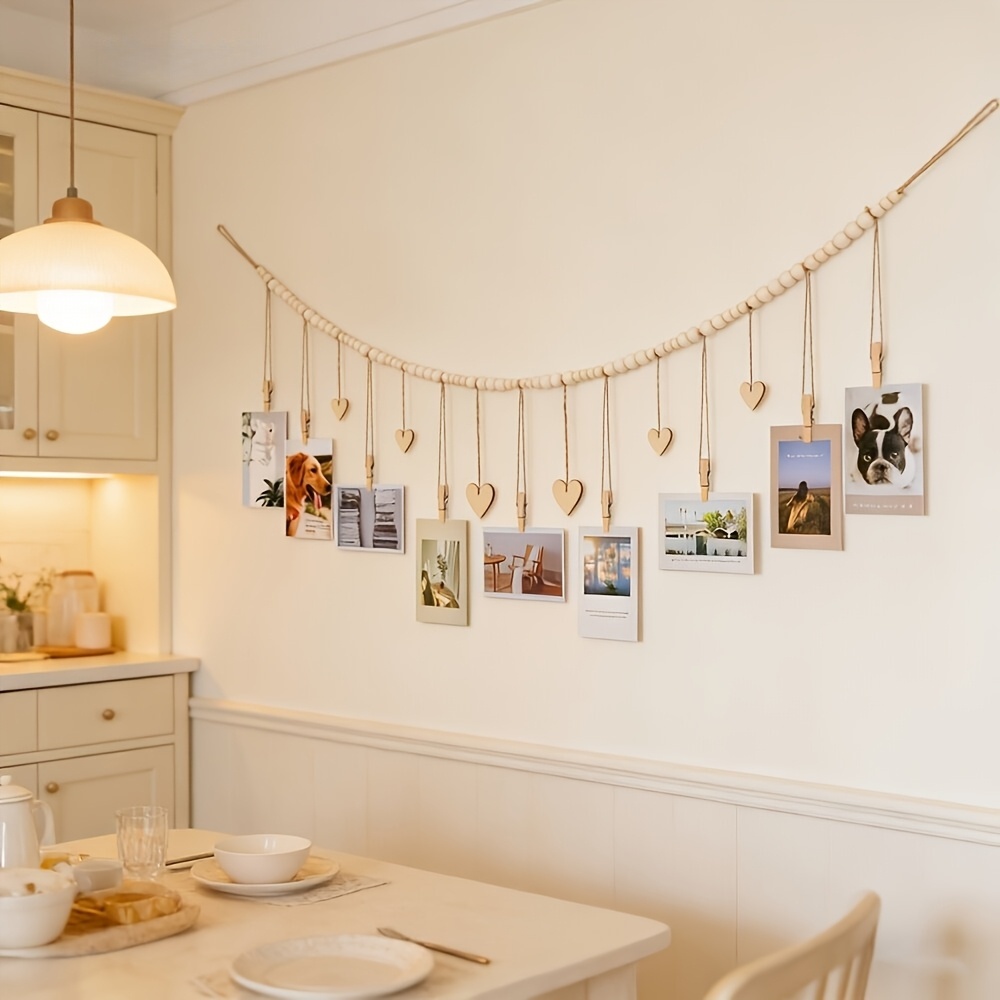 Hanging Photo Display Wall Dec - Engraved Wood Frame reseña y precio
