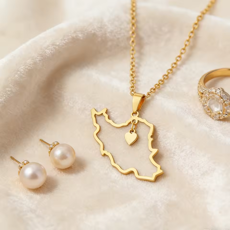 Lucktune Iran Map Pendant Neck - Custom Star Map reseña y precio
