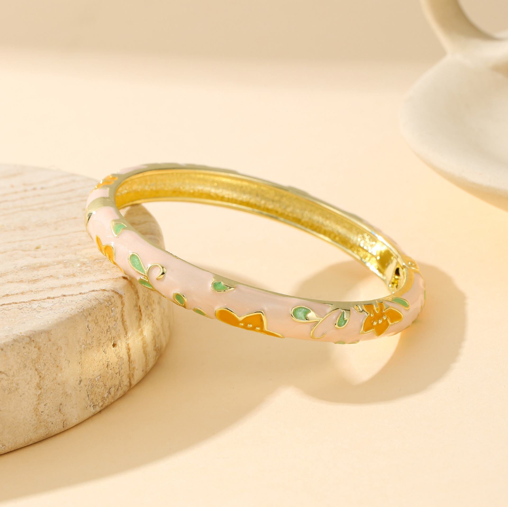Fresh and sweet colourful enam - Coordinates Bracelet reseña y precio