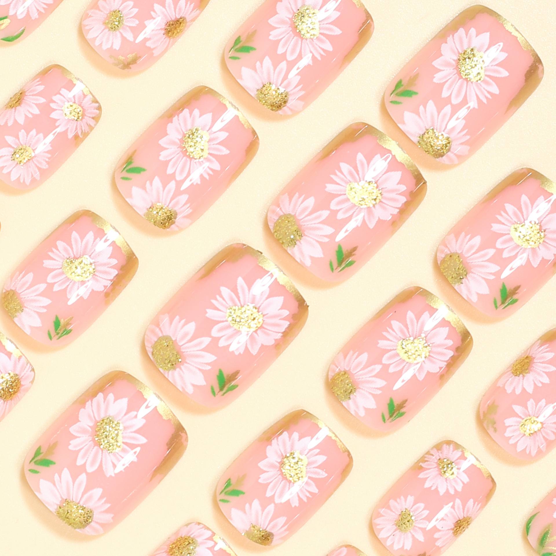 Short Square fake nails golden - Pressed Flower Art reseña y precio